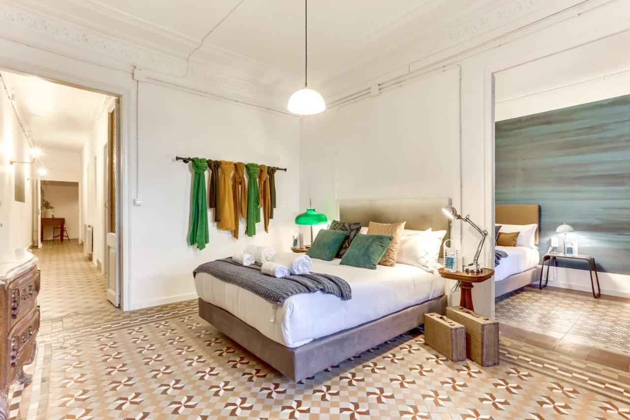 Sweett - Aragon Apartment Barcelona Luaran gambar